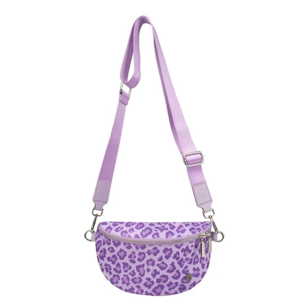 NWT Lavender Leopard Print Wristlet